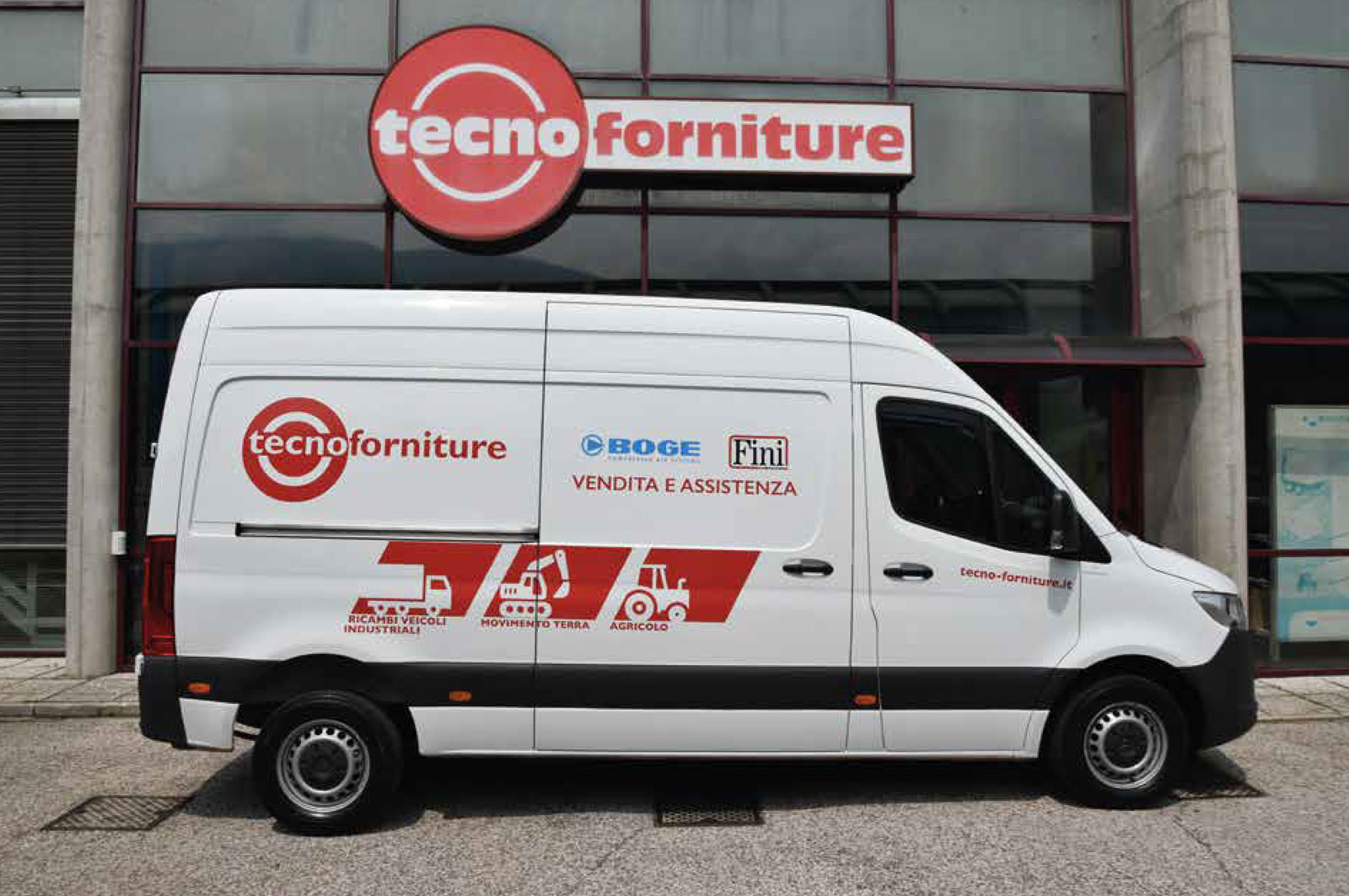 Tecnoforniture srl | Tecno Forniture S.r.l - ricambi auto e veicoli commerciali