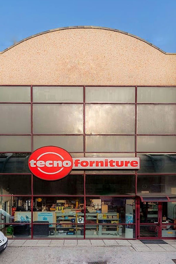 Tecno Forniture S.r.l - ricambi auto e veicoli commerciali Tecnoforniture srl | Ricambi veicoli industriali